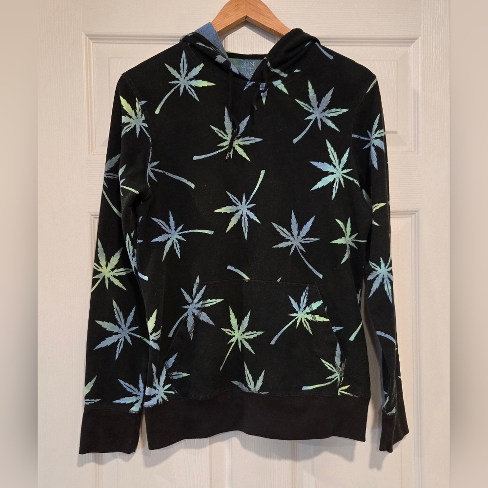 On The Byas Green Mary J Palm "Tree" Hoodie for 4/20 Lightweight Small